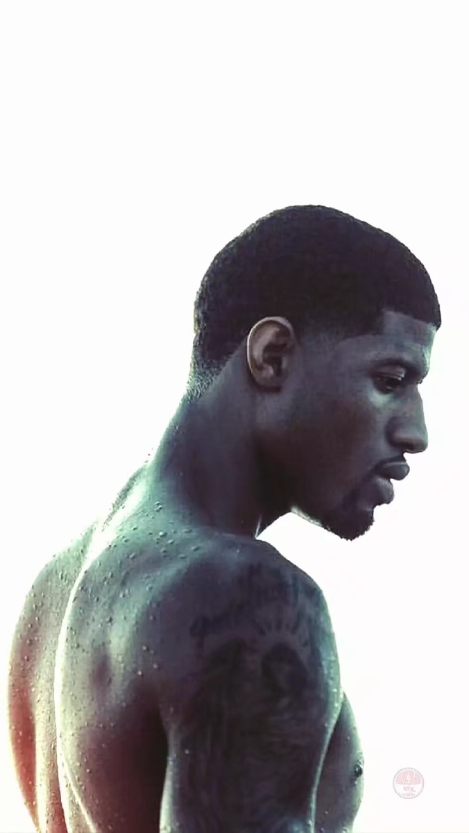 这脚传球太绝了，全队惊呆（这一脚妙传封神，全队当场愣住）