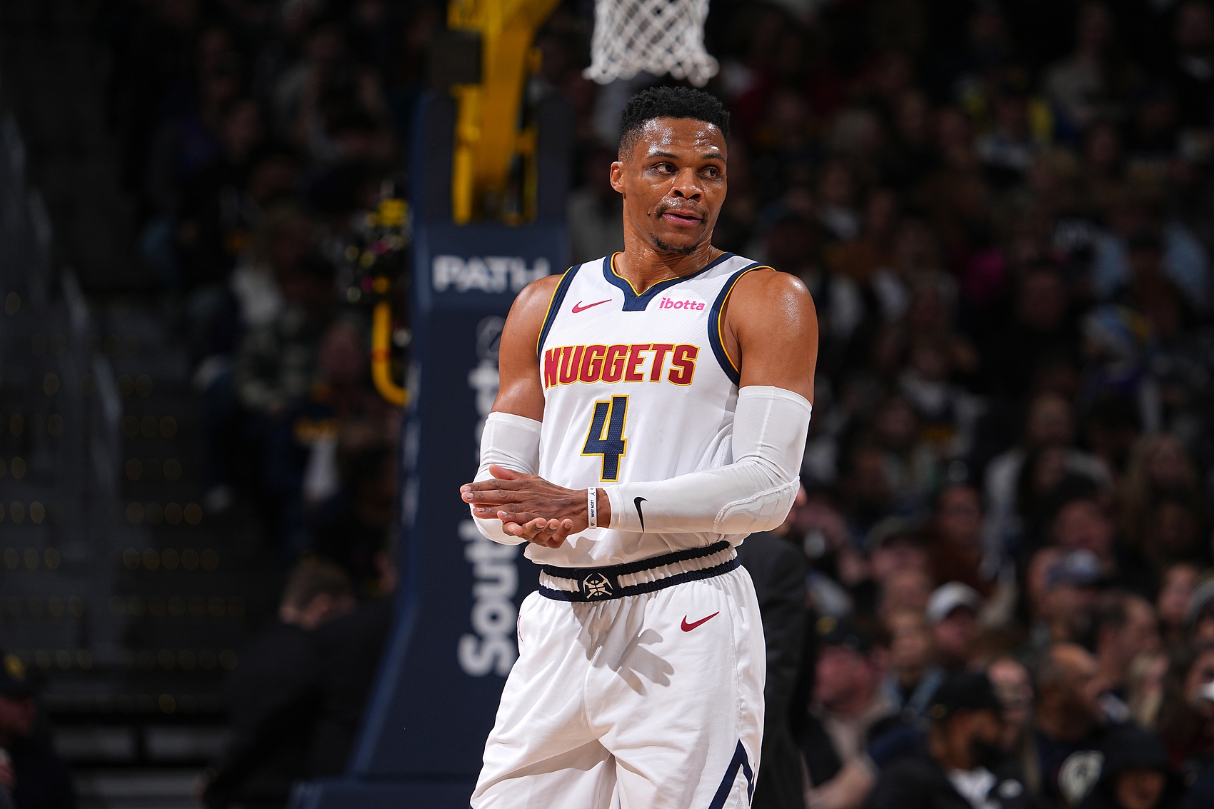 伯恩茅斯vs切尔西前瞻：凯塞多停赛缺席 樱桃军团主场无惧蓝军（伯恩茅斯vs切尔西前瞻：凯塞多停赛缺阵，樱桃军团主场不怵蓝军）