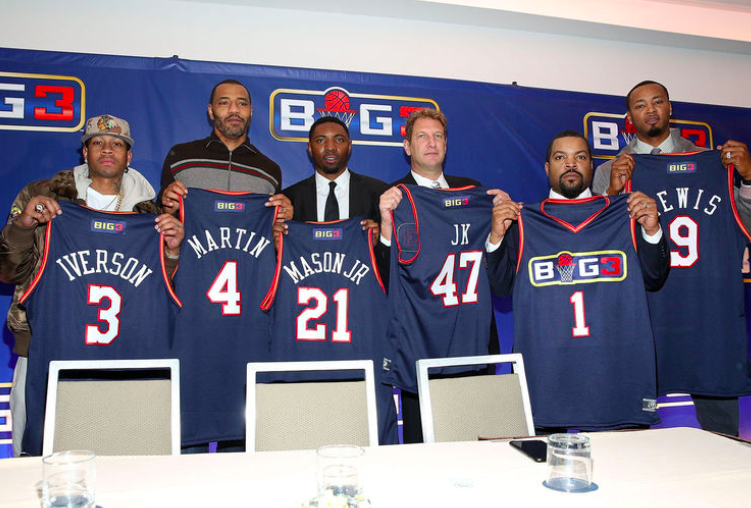 全市场：尤文有意签下弗拉泰西，也将尝试与弗拉霍维奇续约（全市场：尤文瞄准弗拉泰西，并推进与弗拉霍维奇的续约）