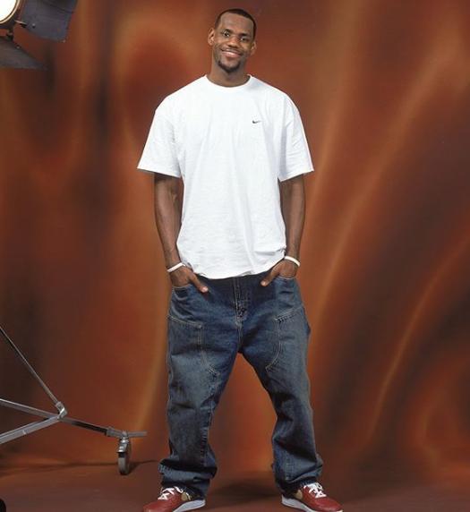 斯基拉：米兰计划激活莫德里奇续约条款，将合同延长至2027年（斯基拉：米兰拟触发莫德里奇续约选项，合约延至2027年）