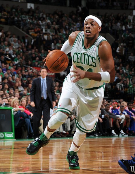 海纳：我的妻子因老年痴呆离世，所以我很关注这个病（海纳：妻子因阿尔茨海默病离世，此后我更加关注这一疾病）